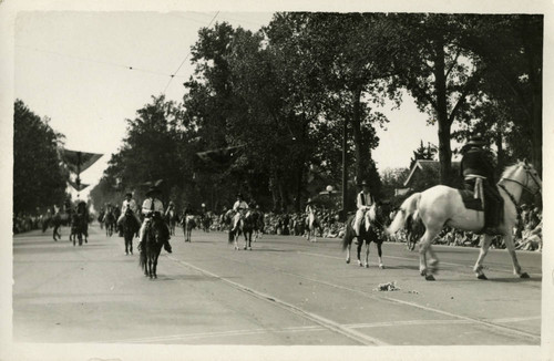 1928 Parade riders