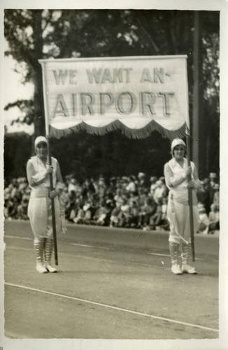 1928 Parade banner, Kiwanis Club