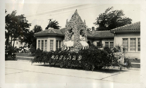 1928 Parade float, City of Oakland