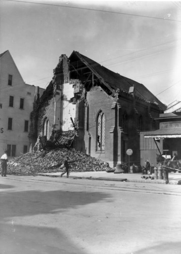 1906 earthquake damage to First Presbyterian Church