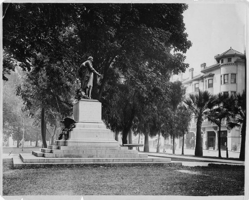 1903 St. James Park William McKinley monument