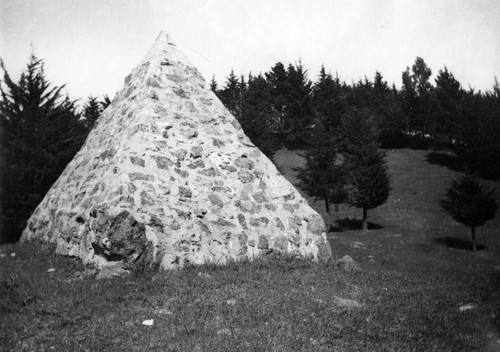 1910 Joaquin Miller estate