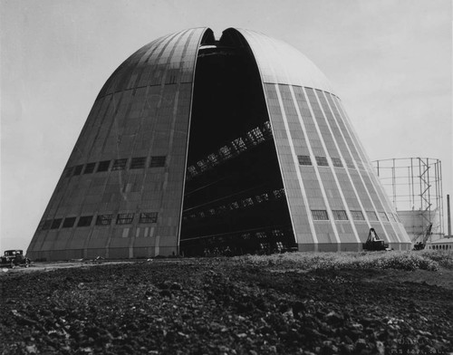 1933 Moffett Field, Hangar No. 1 doors