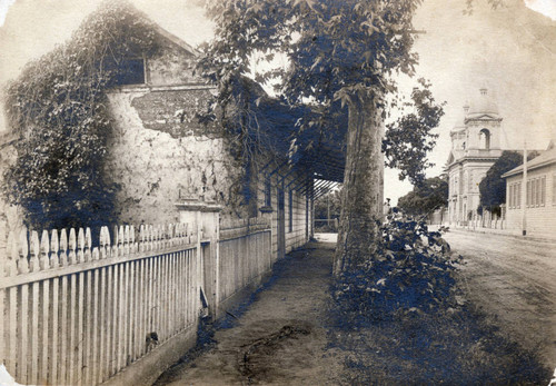 1900 Old adobe at Mission Santa Clara