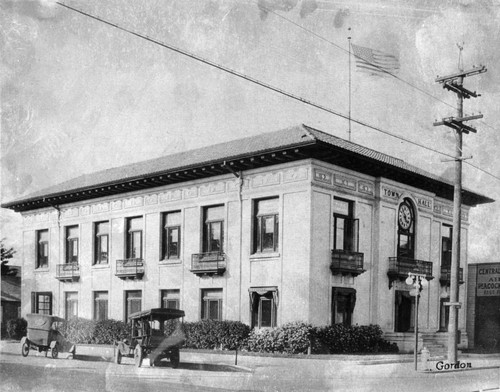 1913 Santa Clara Town Hall