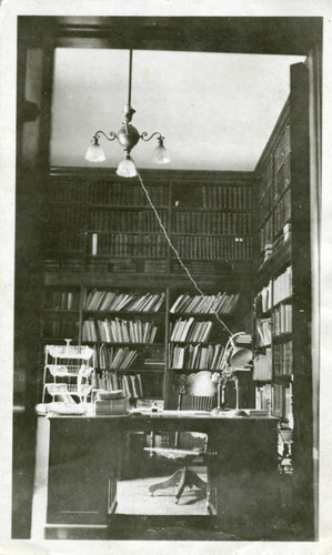 1907, San José Carnegie, Special Books Room