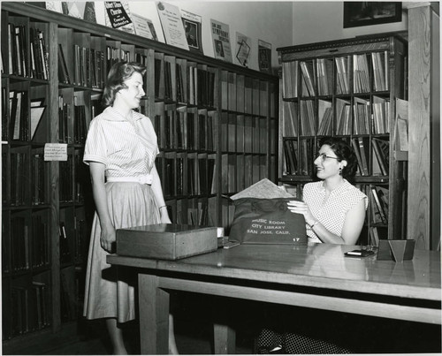 1951, Old Post Office building, Rosemund Suhr and Shirley Kirkish