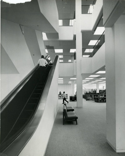 1970 original Dr. Martin Luther King, Jr. Main Library, interior