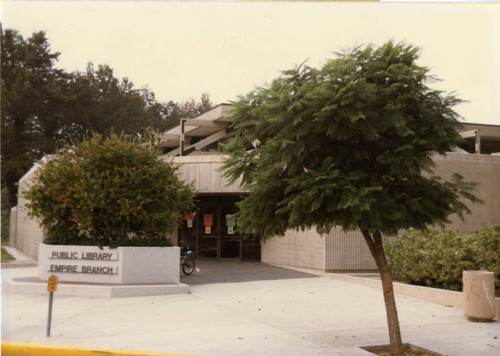 1977 Empire Branch Library