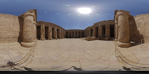 Luxor - Medinet Habu - Second Court