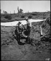 Bringing Sloth Pelvis From Pit-desc from index, b&w. (RLB-179)