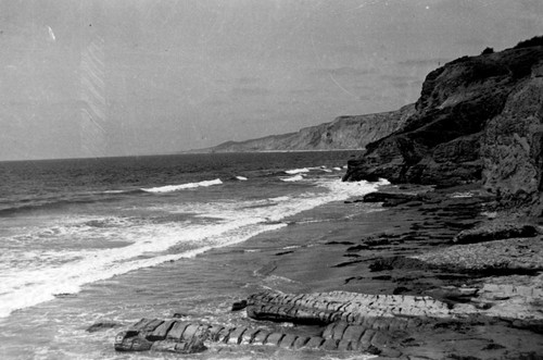 Rock formation called "Elephant Rock" and cliffs just north of the Scripps Institution of Oceanography