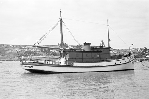 Scripps Institution of Oceanography ship R/V Scripps at sea