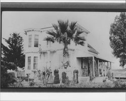 Unidentified house in the Petaluma area, Petaluma, California, 1910