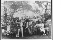 Meeker family gathering, about 1939