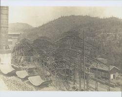 Unidentified Northern California lumber mill under construction, about 1915