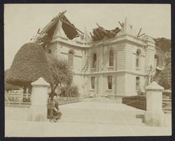 Sonoma County Courthouse after the earthquake