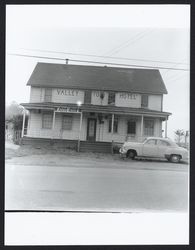 Valley Ford Hotel