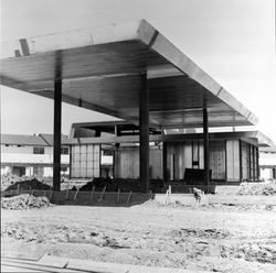 Bob's Texaco Gas Station