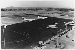 Airplanes parked at Sonoma County Airport