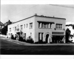 Brainerd Jones apartment building on the northeast corner of Liberty and Washington Streets, Petaluma, California, about 1923