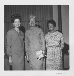 Helen Putnam with Jean Isselin and Eleanor Riis, Petaluma, California, 1967