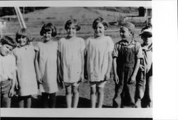 Occidental school children