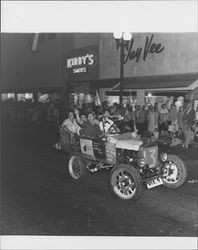 Various groups in the Fourth of July Parade, Petaluma, California, 1955