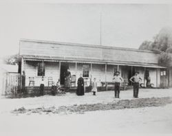 Hans Juhl house with unidentified family members, Chileno Valley, Petaluma, California, 1890s