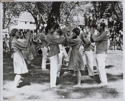 Rikudom Israeli dance troupe at the Valley of the Moon Vintage Festival