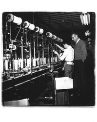 Art Agnew with worker at Sunset Line and Twine, Petaluma, California, 1976