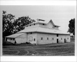 Barn at De Turk Vineyards in Kenwood, California, September 26, 1989