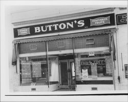 Vacant building at 108 Kentucky, Petaluma, California, 1939