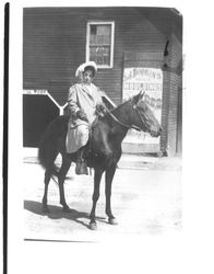 Mrs. Jasper Woodson on horseback, Petaluma, California, 1910