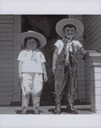 John and Sylvia Volpi as children, Petaluma, California, in the 1940s