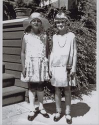 Louise Peoples Ross as a young girl, Petaluma, California, 1930