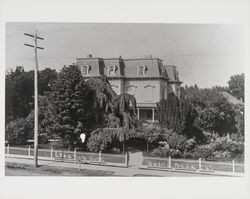 Hotel Lebanon at 426 Mendocino Avenue in Santa Rosa, California, 1909