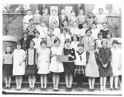 Sixth Grade class at Washington Grammar School, Petaluma, California, 1928