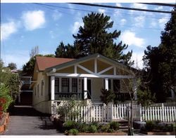 House at 330 Bodega Avenue, Petaluma, California, Apr. 19, 2006