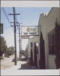 California Cooperative Creamery, 621 Western Avenue, Petaluma, California, August 1975