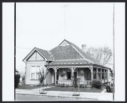 Queen Anne cottage at 316 Keller Street