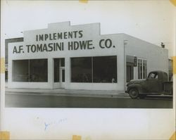 A. F. Tomasini Hardware Company at 321 Petaluma Boulevard North (aka Third Street), Petaluma, California in 1946