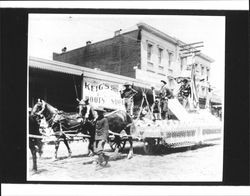 Floats in the 1903 Fourth of July parade, Petaluma, California