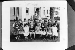 Bernadette Sullivan's kindergarten class at Lincoln School