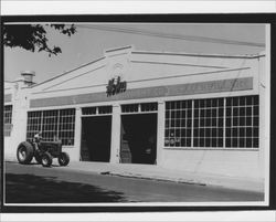 Holm Tractor & Equipment Co, Petaluma, California, 1958