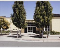 Front view of the Rohnert Park-Cotati Regional Library, Rohnert Park, California, 2013