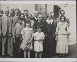 Callison family dressed in their Sunday best, 1933