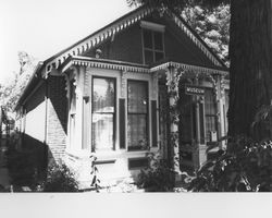 Gould-Shaw House located at 215 North Cloverdale Blvd., Cloverdale, California, 1991