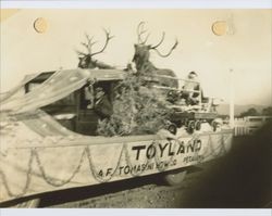A. F. Tomasini Toyland Christmas Float, Petaluma, California, in 1930