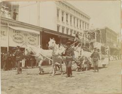 Floats in the 1903 Fourth of July parade, Petaluma, California